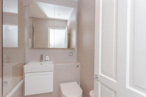 Newly Renovated 3 Bedroom Apartment in North West London